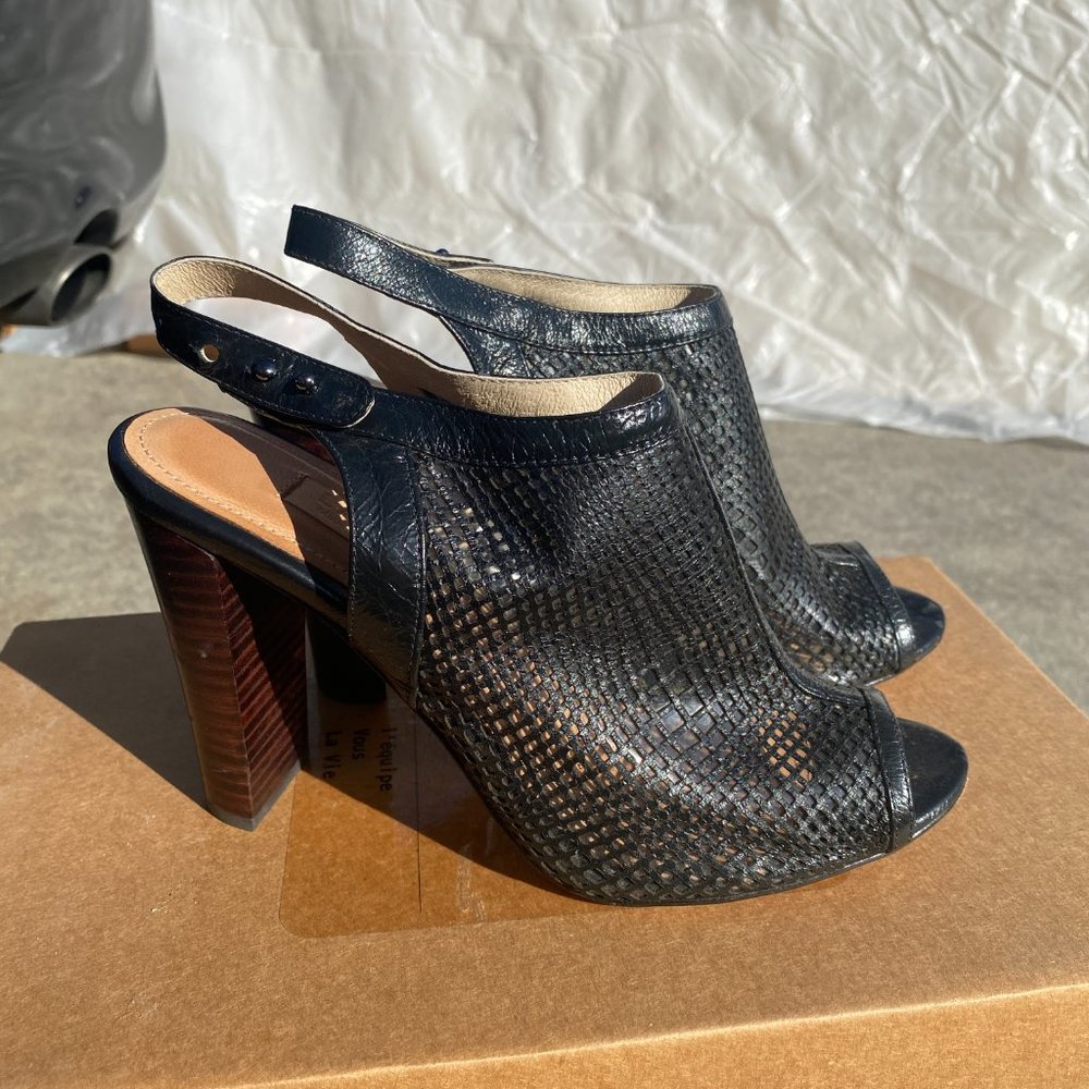 L'agence Heels